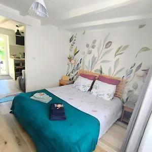 Bed & Breakfast Le Tigite B&b: Private Terrace & Multi-room Retreat